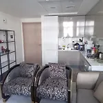 Downtown Dubai Luxury Apartment